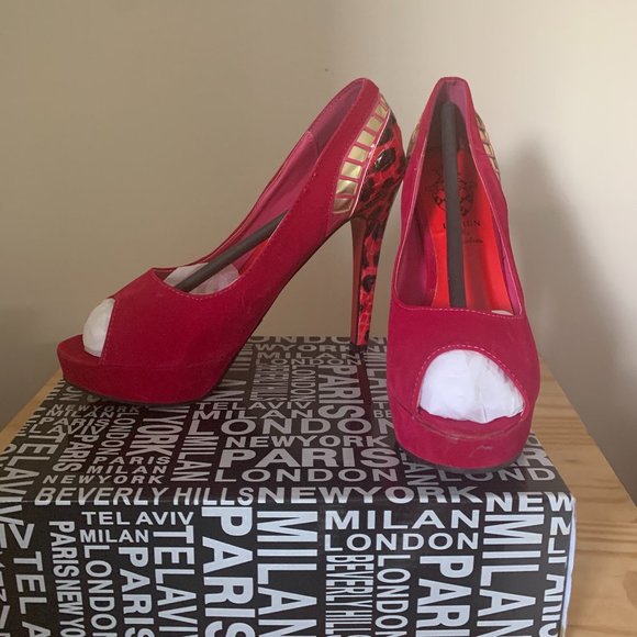 Design by Jacobies Fushia Shoes, Size 7.5 - Picture 1 of 4